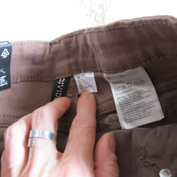 NWT H&M Divided Shorts - Picture 10 of 10